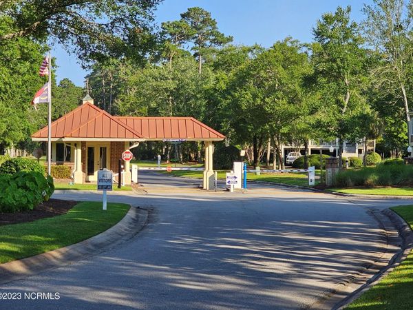 1714 Deerfield Drive SW, Unit Apt 6, Ocean Isle Beach, NC 28469