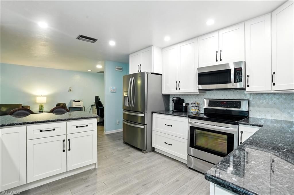 4558 Vinewood Cir, North Fort Myers, FL 33903 Photo