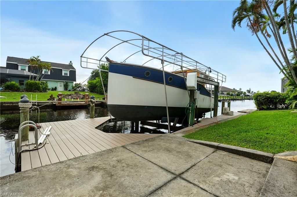 4558 Vinewood Cir, North Fort Myers, FL 33903 Photo