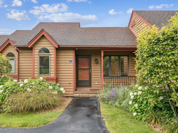 7 Oak Glen Drive, Galena, IL 61036