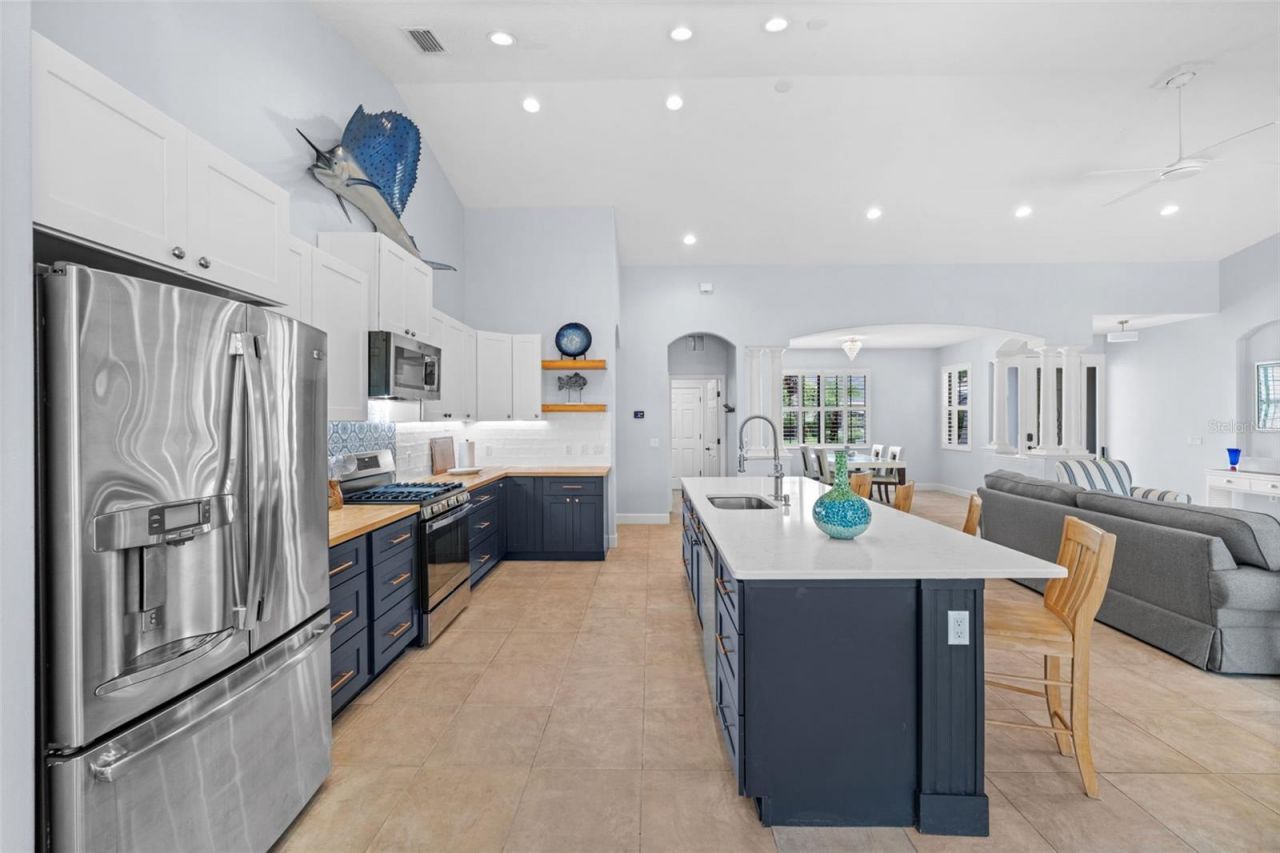 7914 Edmonston Circle, Bradenton, FL 34201 Photo