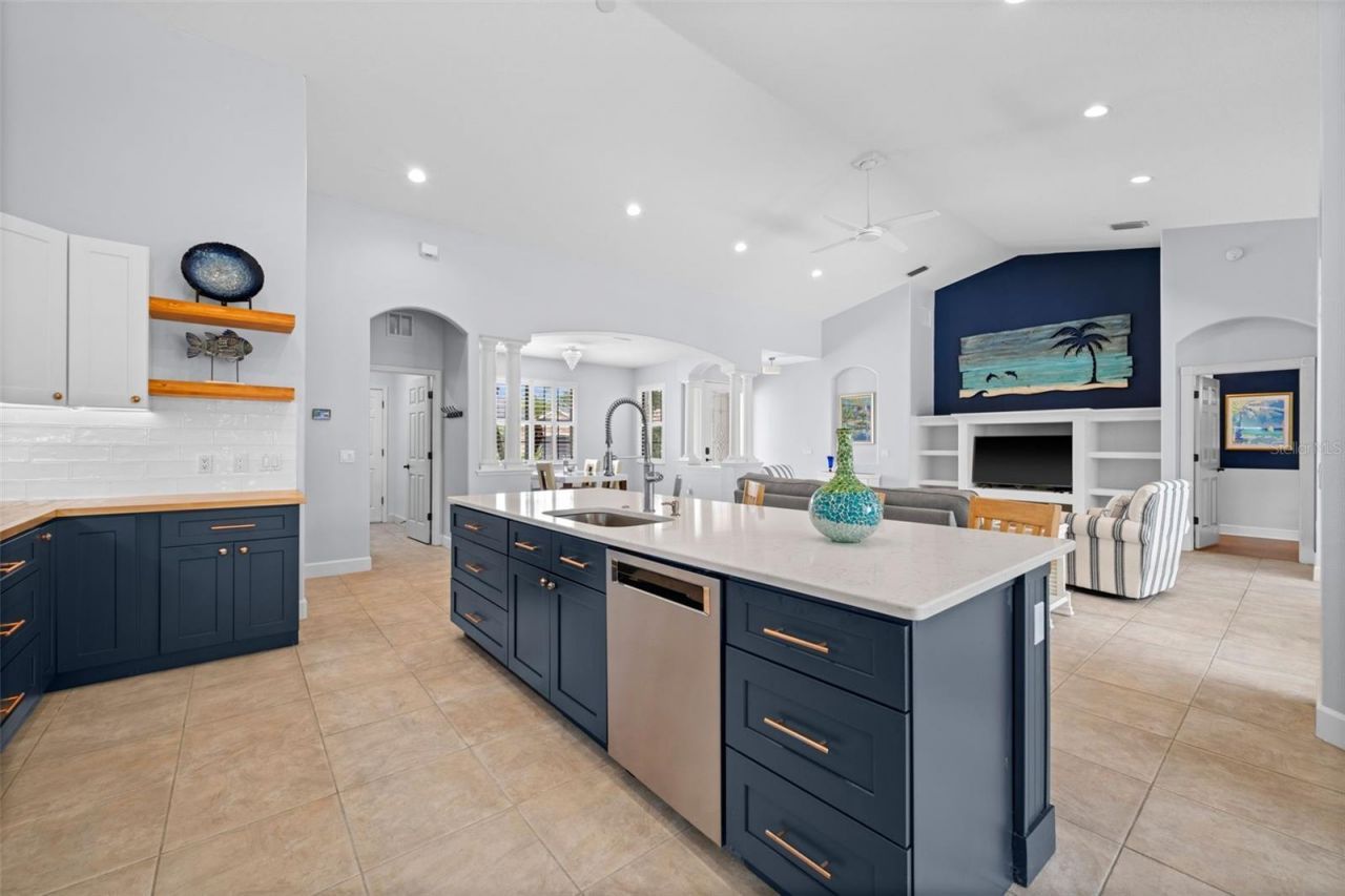 7914 Edmonston Circle, Bradenton, FL 34201 Photo