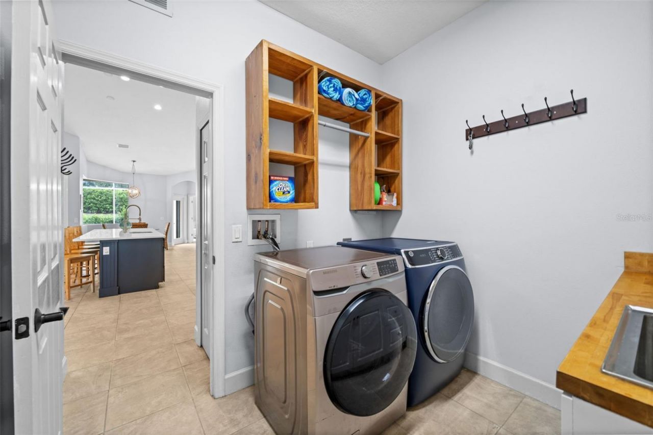 7914 Edmonston Circle, Bradenton, FL 34201 Photo