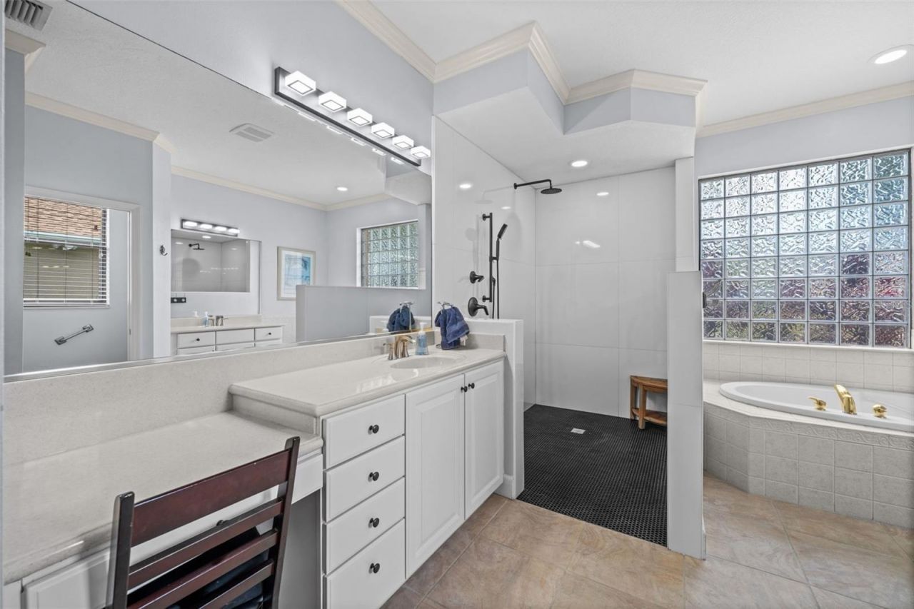 7914 Edmonston Circle, Bradenton, FL 34201 Photo