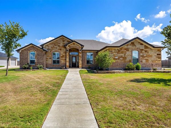 5513 Hollow LOOP, Salado, TX 76571