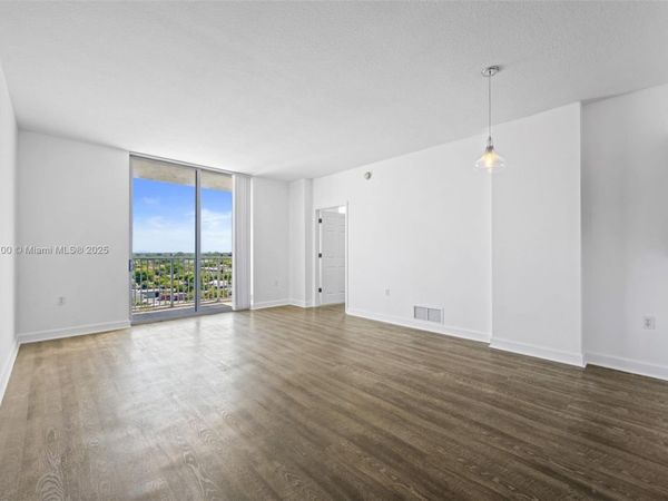 140 S Dixie Hwy, Unit 835, Hollywood, FL 33020