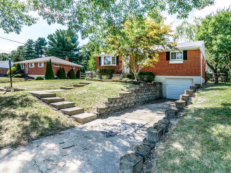 2659 Devils Backbone Road, Green Township, OH 45233 Photo 2