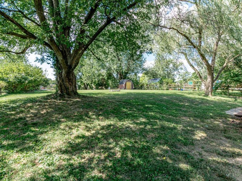 2659 Devils Backbone Road, Green Township, OH 45233 Photo 23