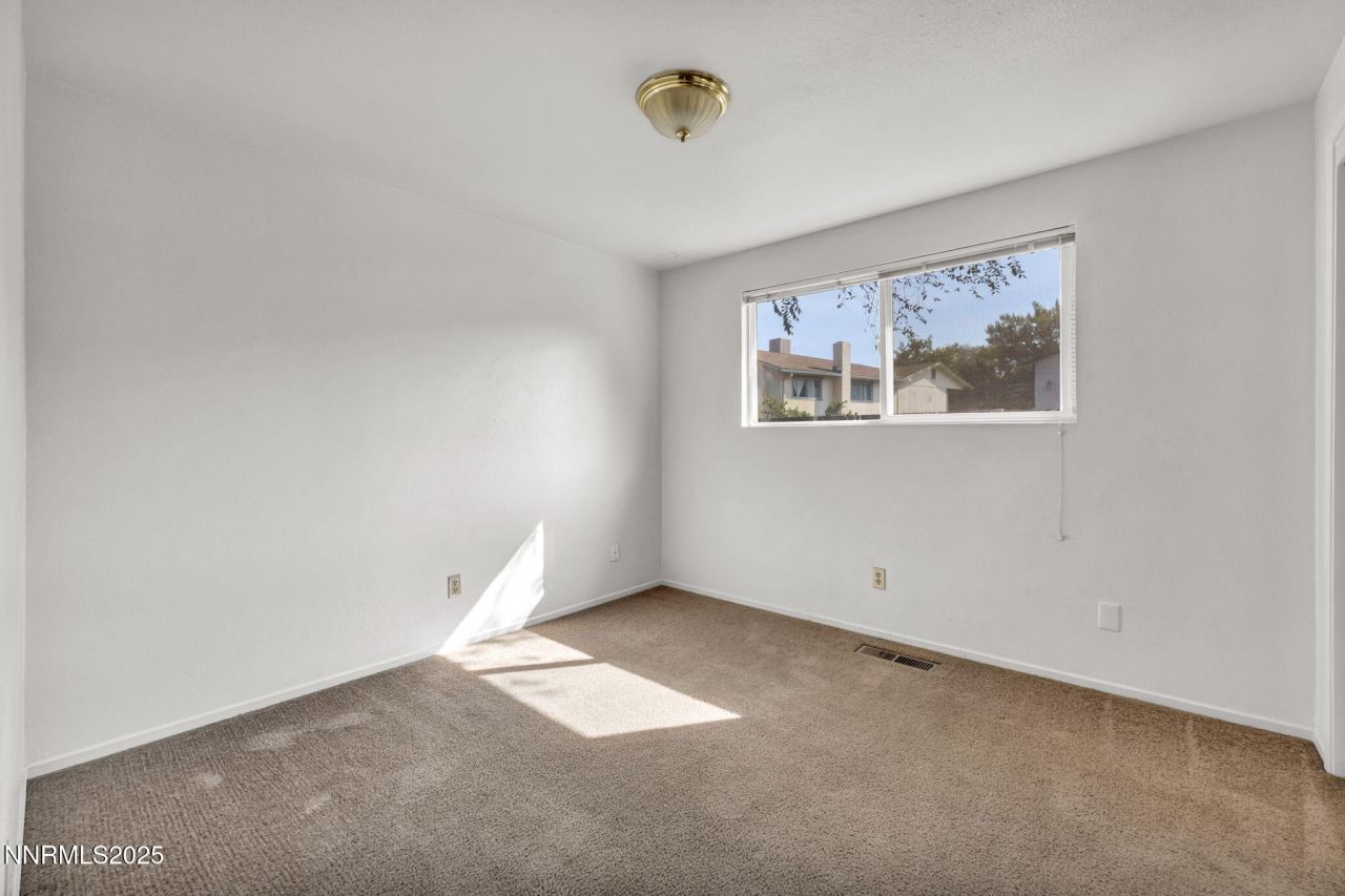 1329 Stanford Drive, Carson City, NV 89701 Photo