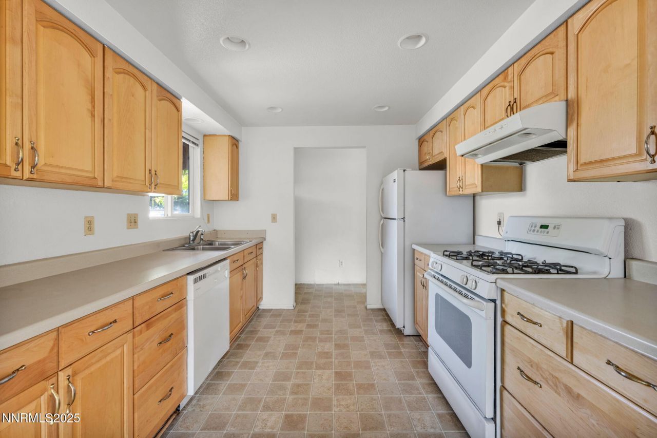 1329 Stanford Drive, Carson City, NV 89701 Photo