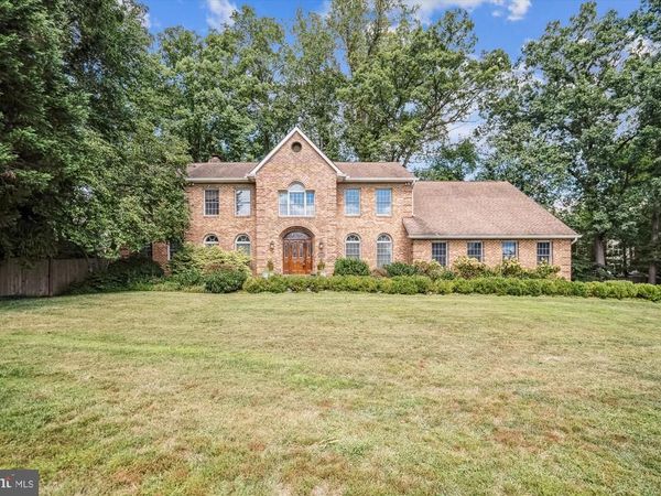 8849 TUCKERMAN LANE, POTOMAC, MD 20854