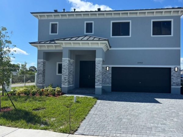 18902 SW 316th St, Homestead, FL 33030