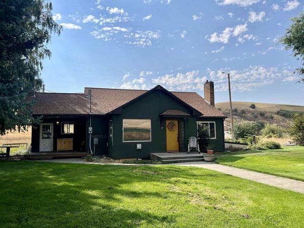 451 Sunset Rd Rd, St John, WA 99171