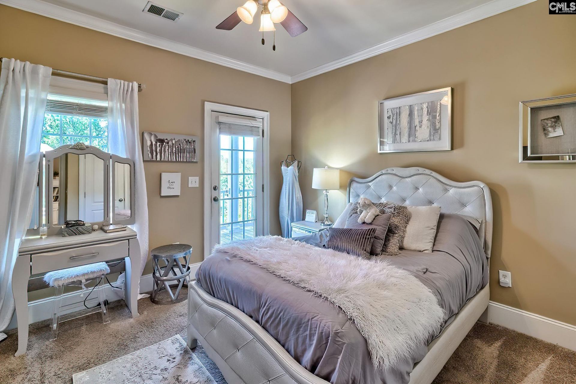 246 Gallantry Drive Photo 28