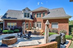 246 Gallantry Drive photo 4