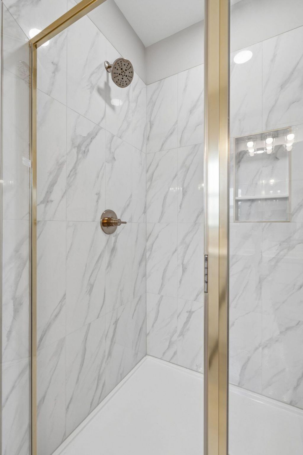 123 Kirkland Street Photo 12