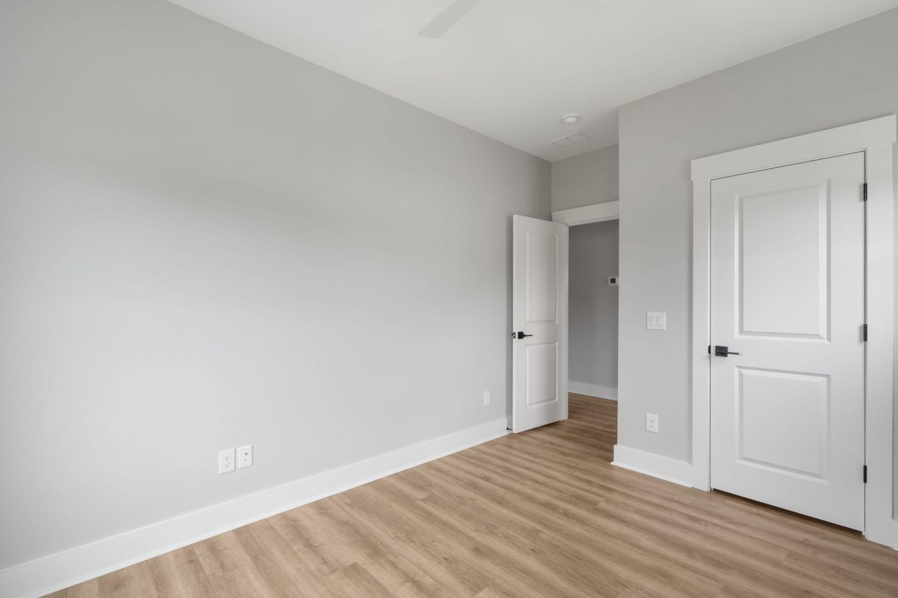 123 Kirkland Street Photo 13