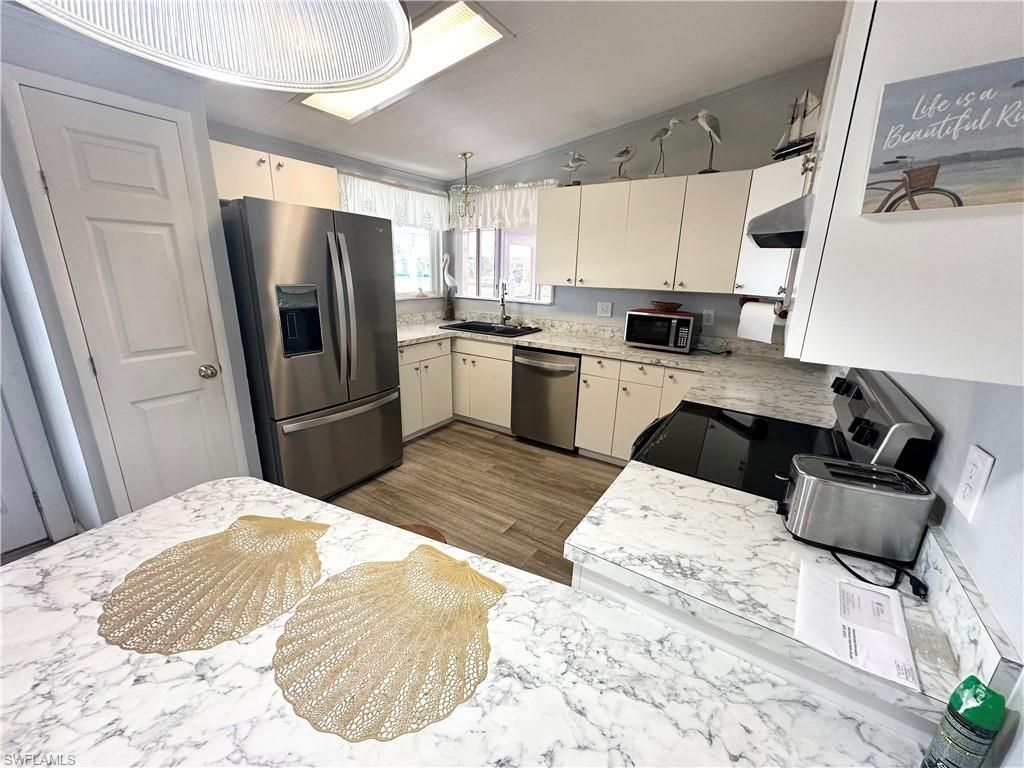 17511 Bryan Ct, Fort Myers Beach, FL 33931 Photo