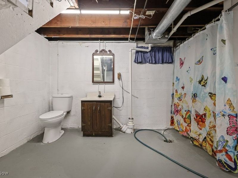 1702 Far View Road, Akron, OH 44312 Photo 27