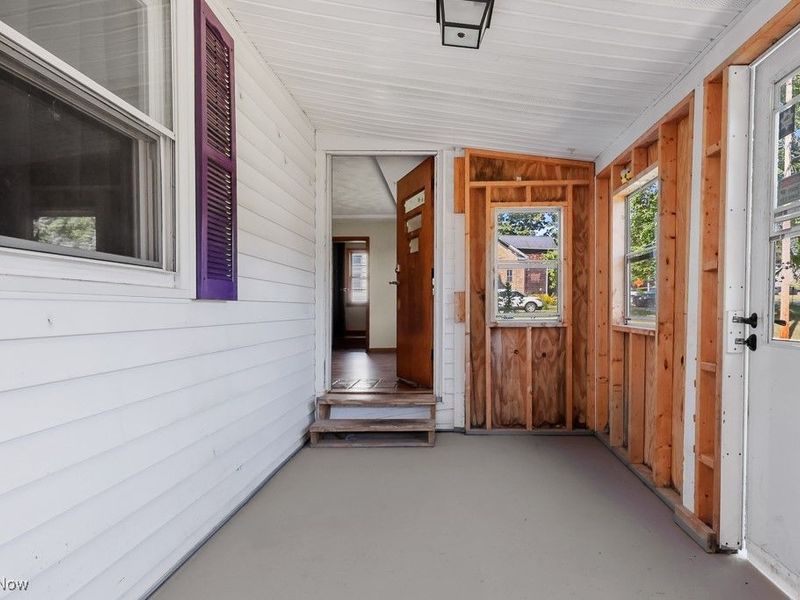 1702 Far View Road, Akron, OH 44312 Photo 3