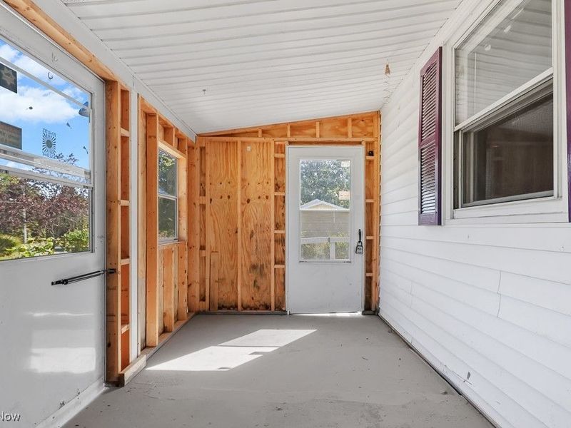 1702 Far View Road, Akron, OH 44312 Photo 4