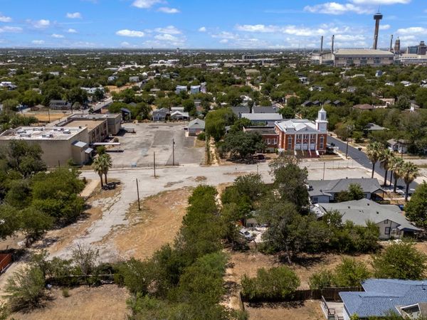 618 Piedmont, San Antonio, TX 78203