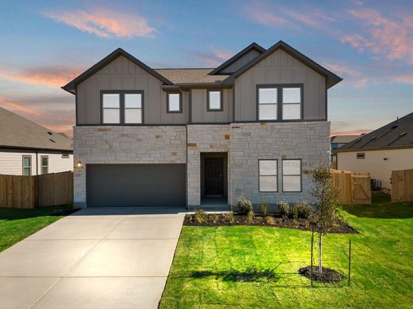241 Red Tail Hawk LN, Cedar Creek, TX 78612