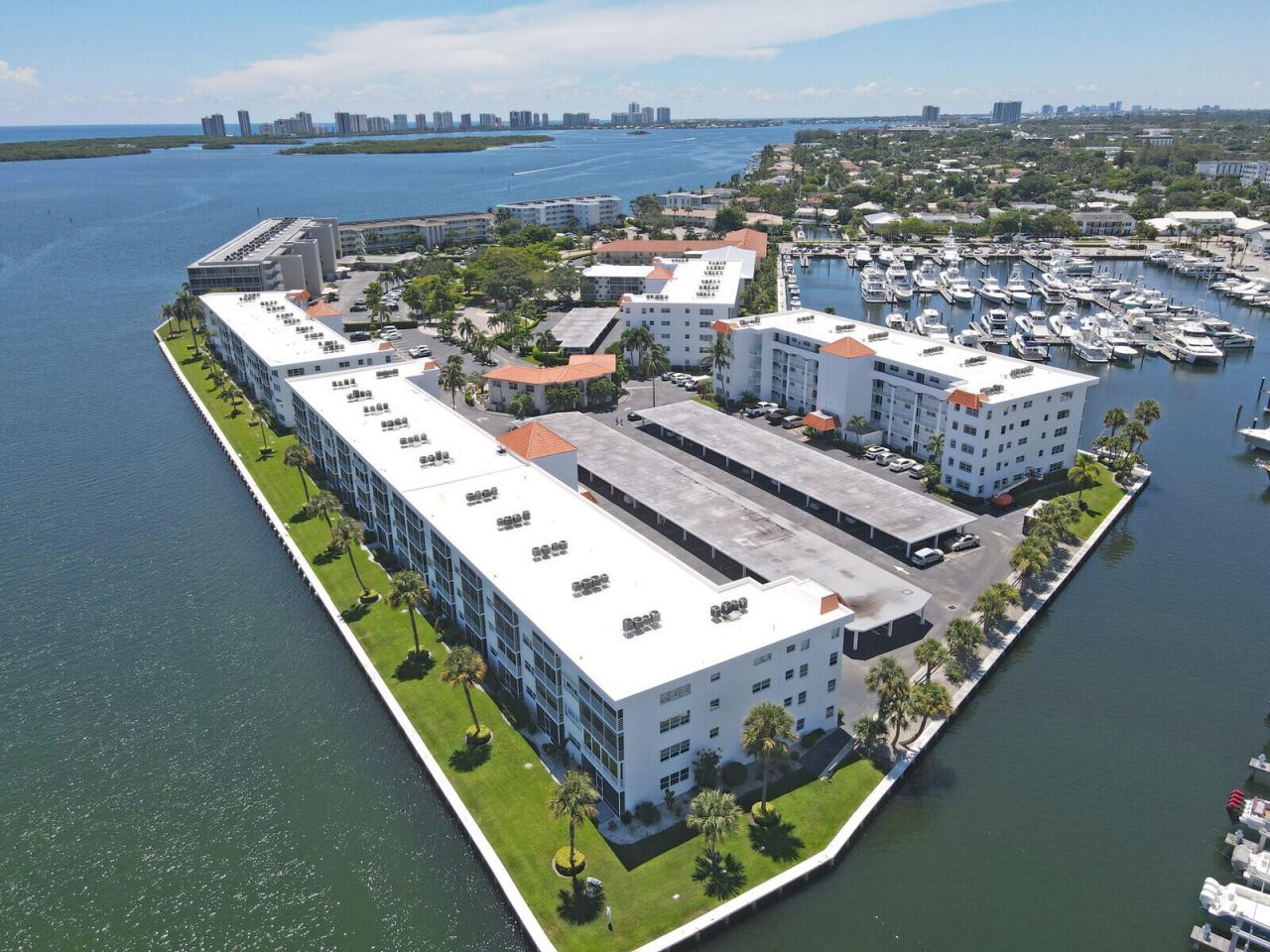 20 Yacht Club Drive, Unit 403, North Palm Beach, FL 33408 Photo
