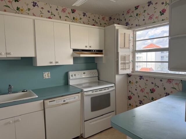 20 Yacht Club Drive, Unit 403, North Palm Beach, FL 33408 Photo