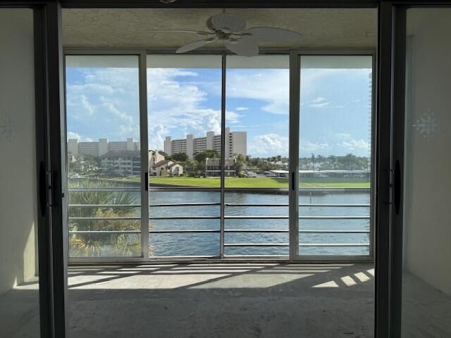 20 Yacht Club Drive, Unit 403, North Palm Beach, FL 33408 Photo