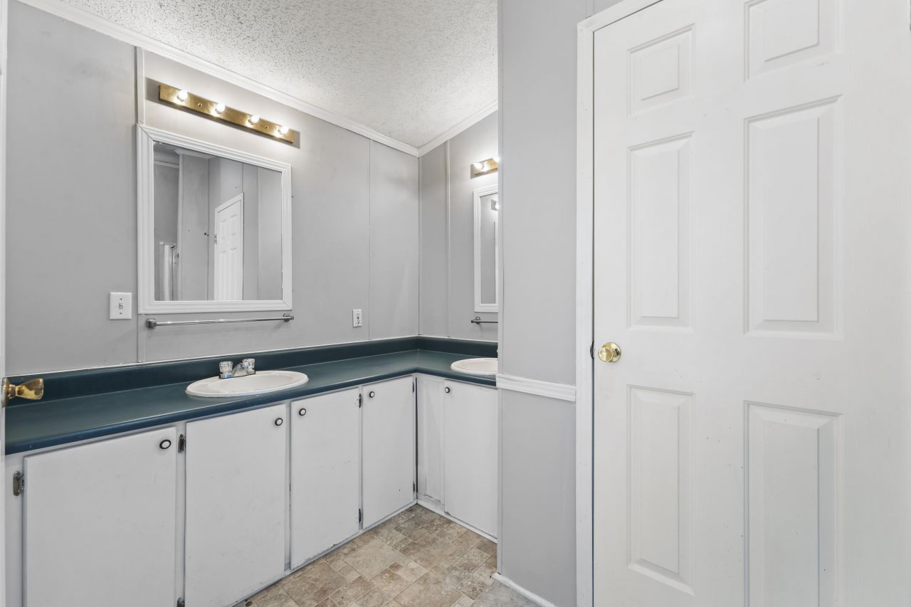 335 Hudson Road Photo 29