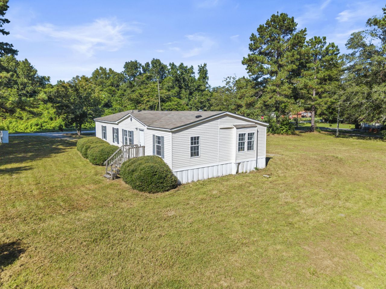 335 Hudson Road Photo 5