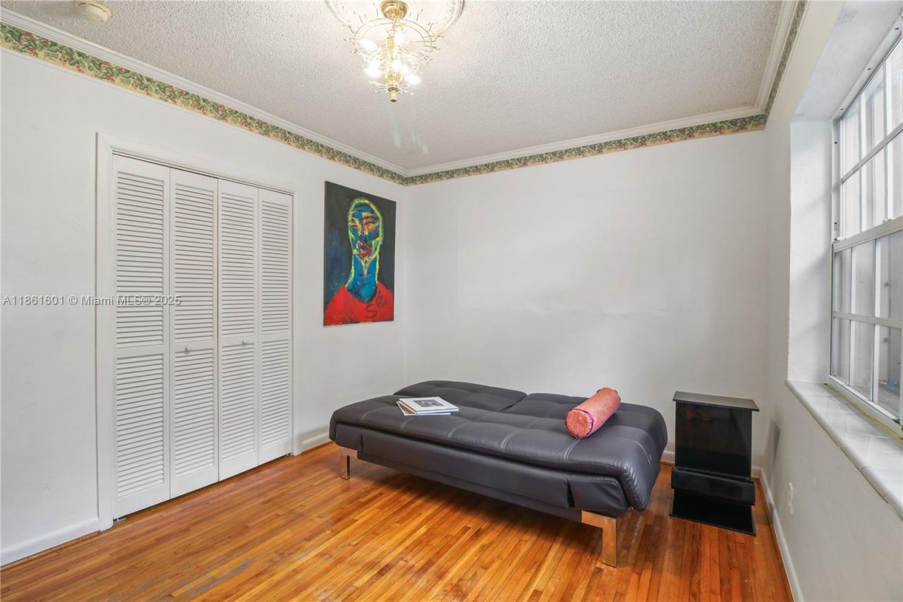 6101 SW 13th Ter, West Miami, FL 33144 Photo