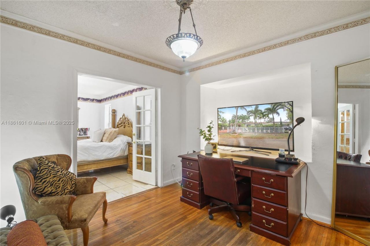 6101 SW 13th Ter, West Miami, FL 33144 Photo