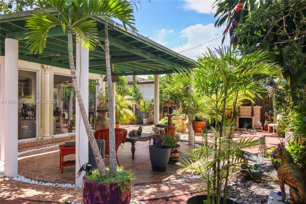 6101 SW 13th Ter, West Miami, FL 33144 Photo