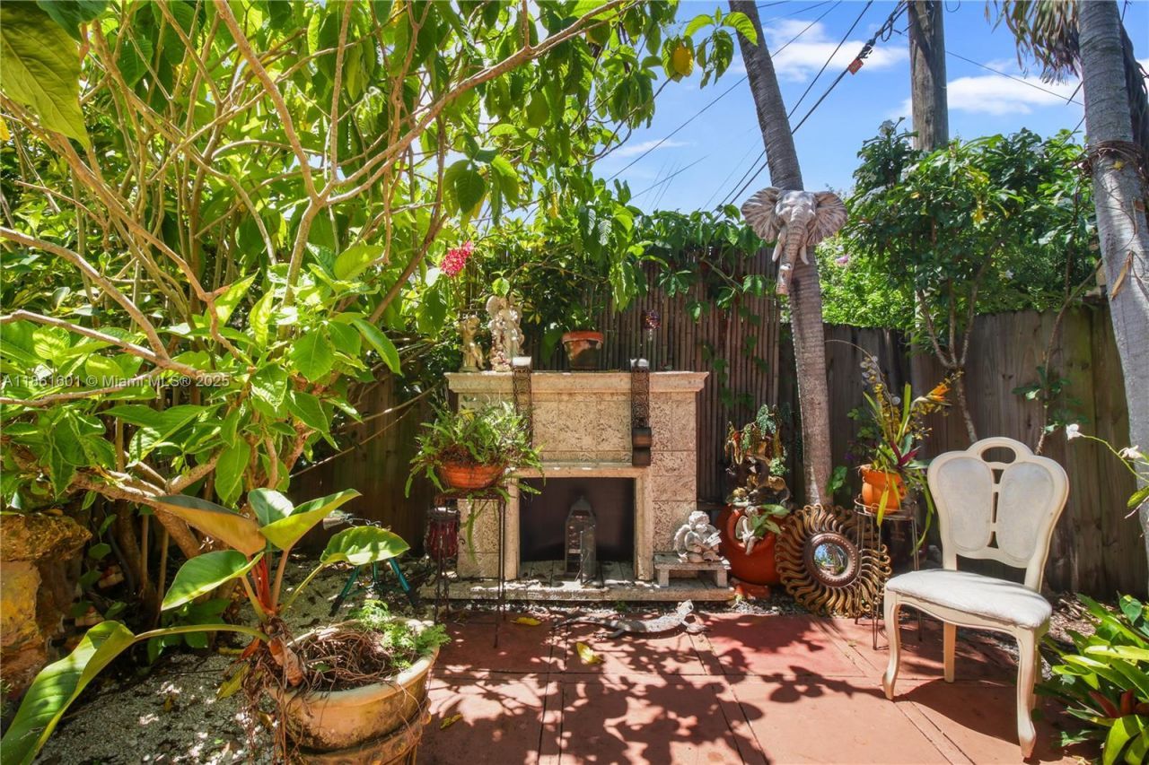 6101 SW 13th Ter, West Miami, FL 33144 Photo