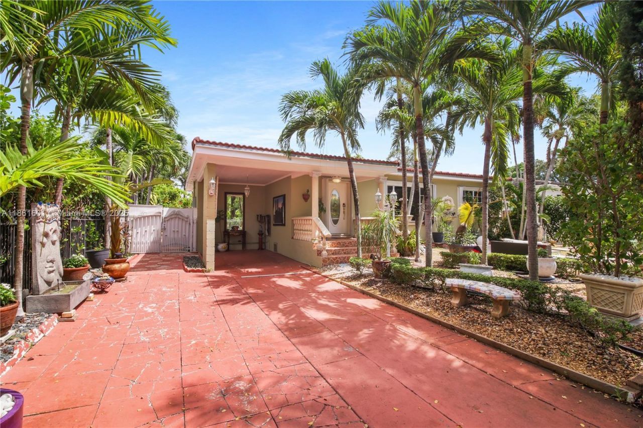 6101 SW 13th Ter, West Miami, FL 33144 Photo