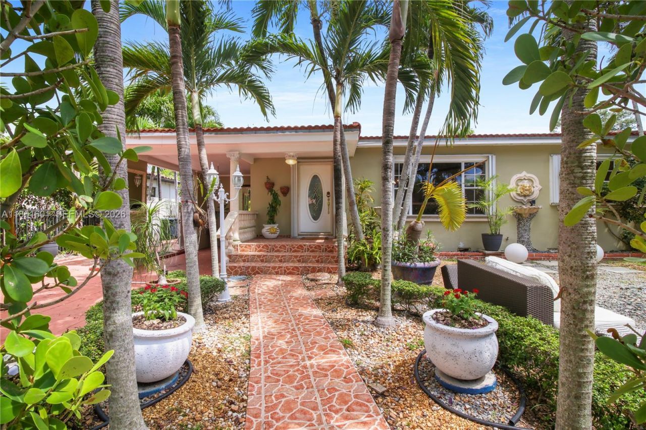 6101 SW 13th Ter, West Miami, FL 33144 Photo