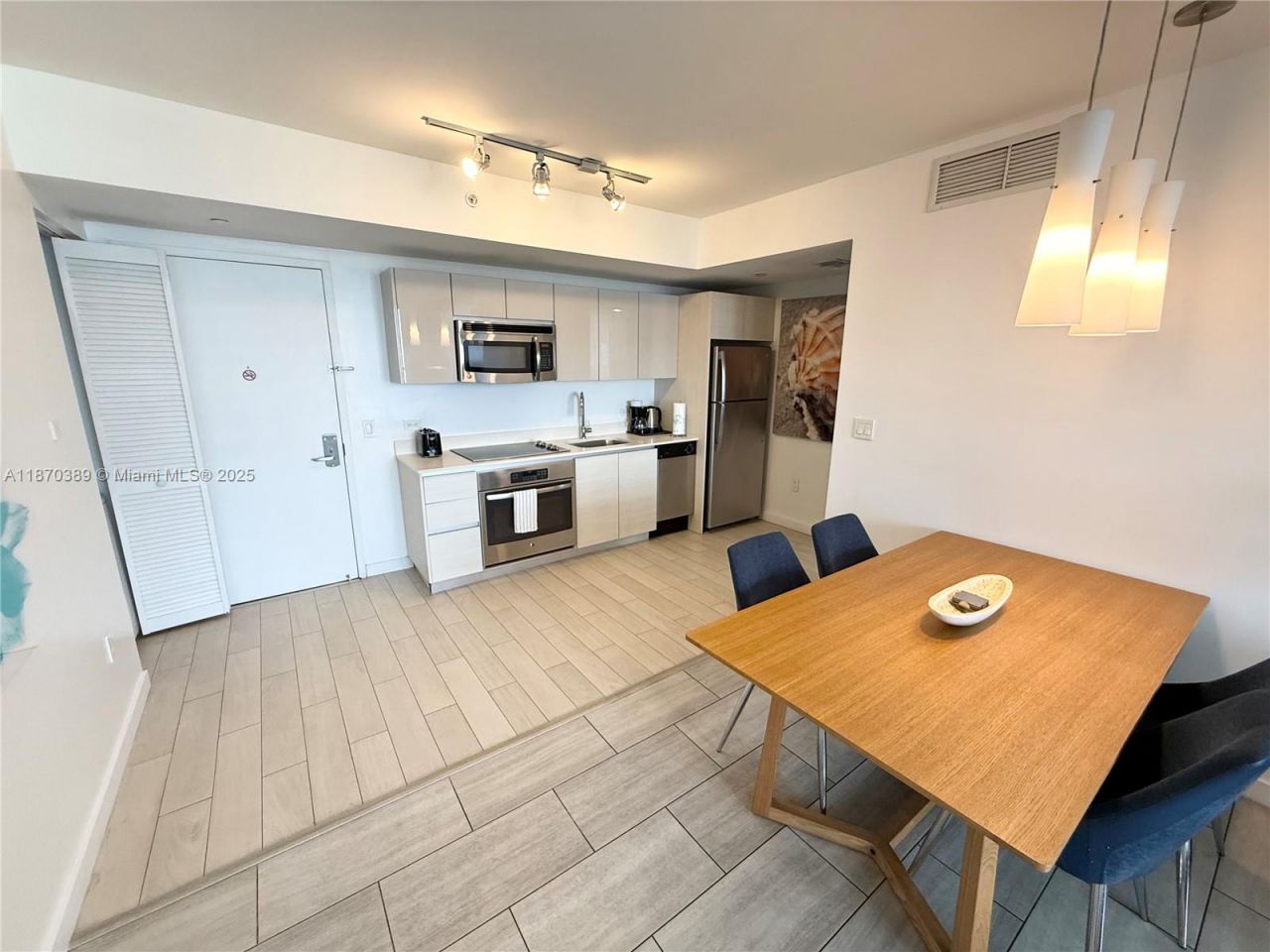 2602 E Hallandale Beach Blvd, Unit R2510, Hallandale Beach, FL 33009 Photo