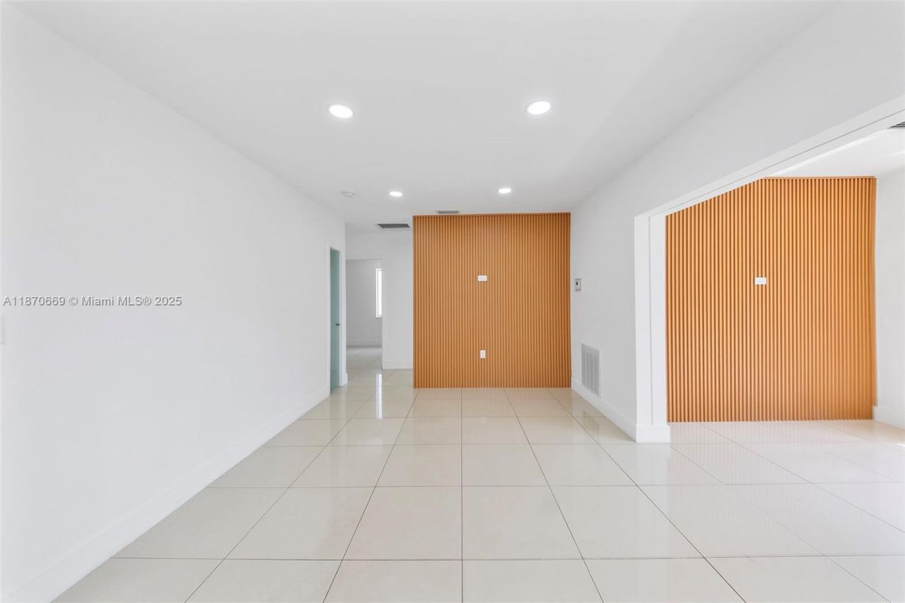 5291 SW 5th St, Miami, FL 33134 Photo