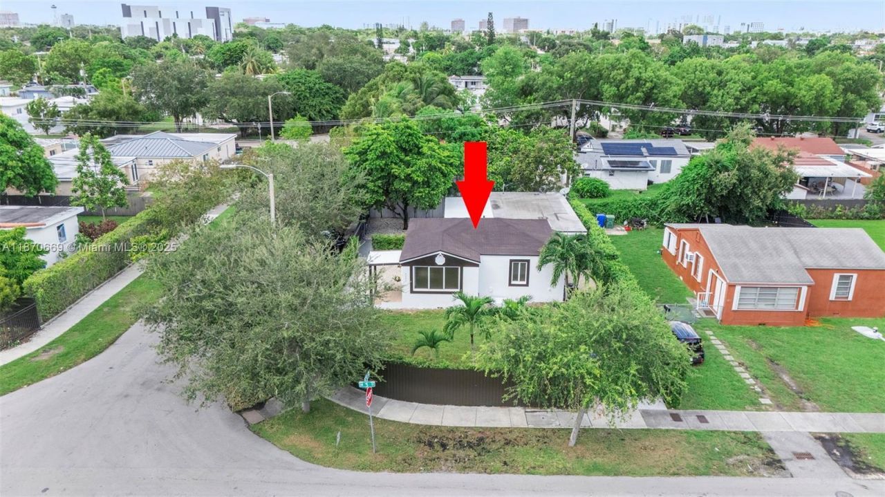 5291 SW 5th St, Miami, FL 33134 Photo