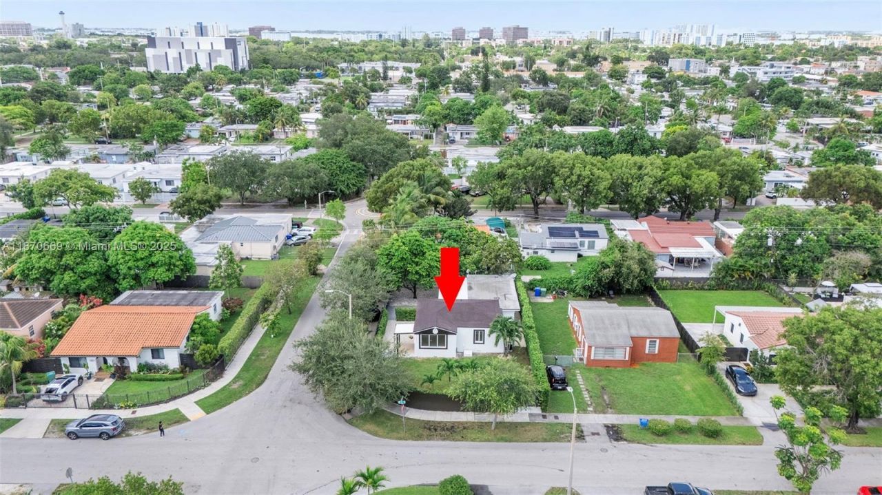 5291 SW 5th St, Miami, FL 33134 Photo