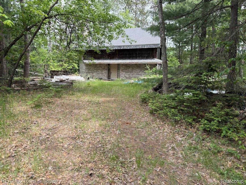 6450 Otter Trail Road, Moffatt Township, MI 48610 Main Photo