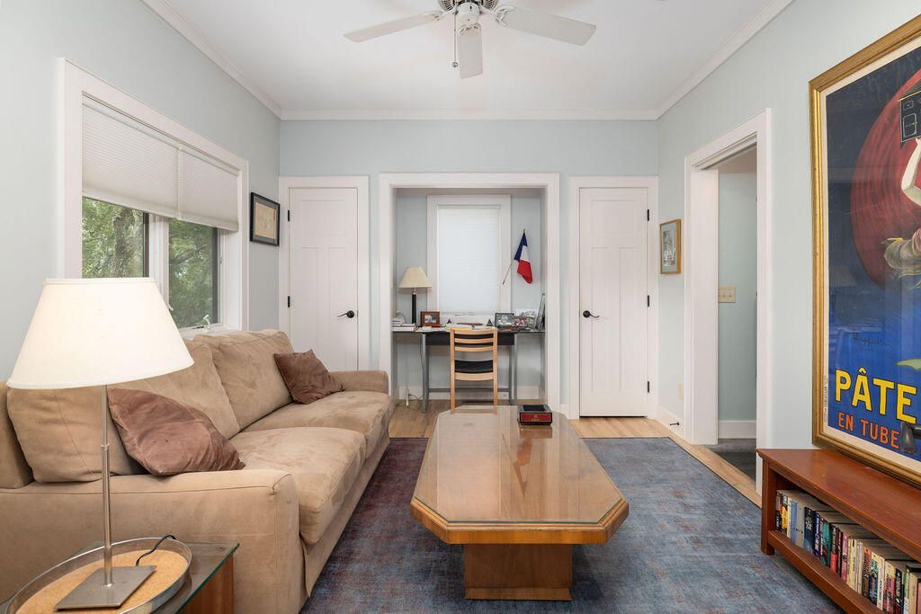 242 Old House Lane Photo 11