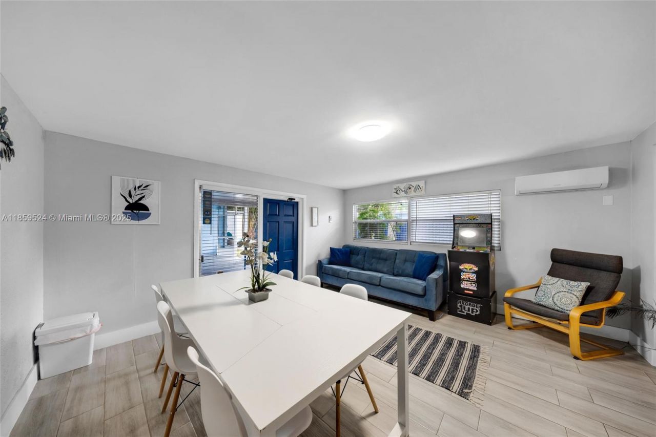 817 SW 12th St, Fort Lauderdale, FL 33315 Photo