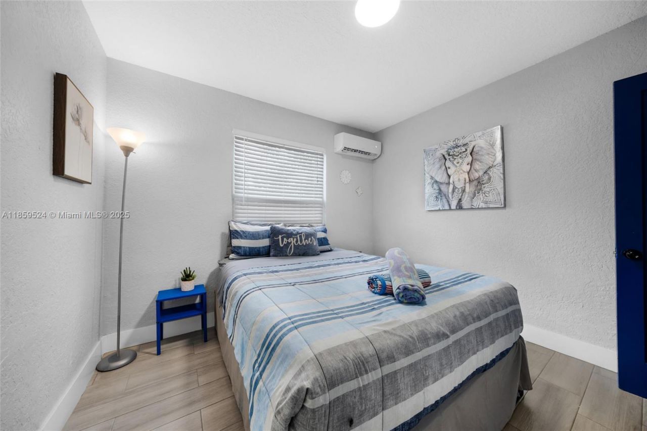 817 SW 12th St, Fort Lauderdale, FL 33315 Photo