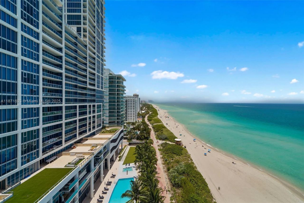 6801 Collins Ave, Unit 1204/1217, Miami Beach, FL 33141 Photo
