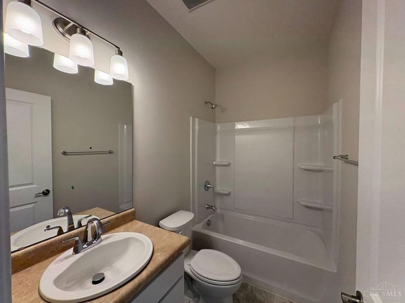 815 W Arlington Street, Trenton, OH 45067 Photo 5