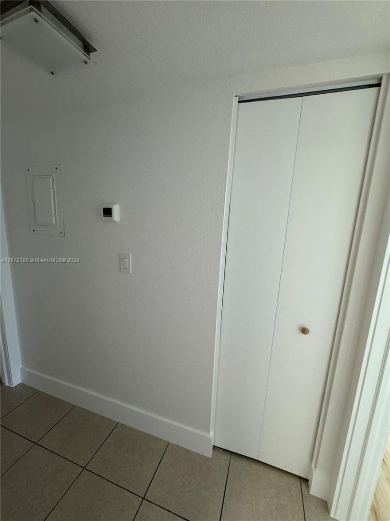 2828 Jackson Street, Unit I3, Fort Myers, FL 33901 Photo