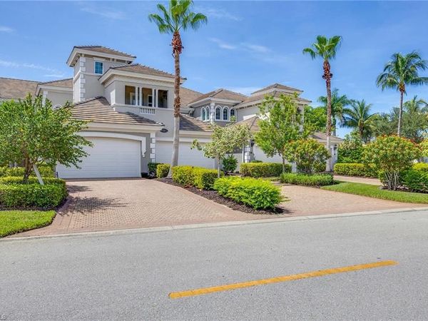 9202 Museo CIR, Unit 204, NAPLES, FL 34114